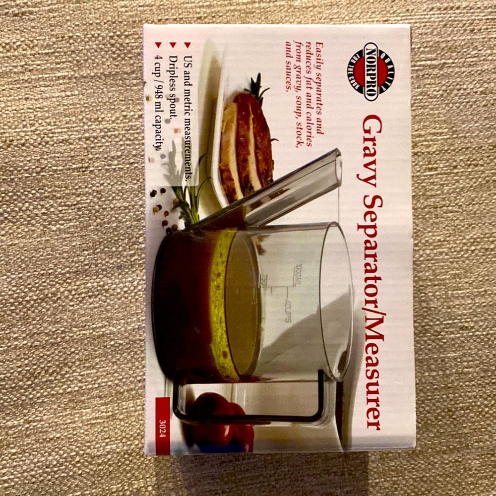 NEW: Norpro Gravy Separator/Measurer